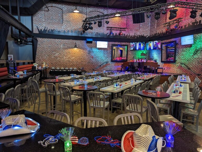 Virginia Dueling Piano Bar